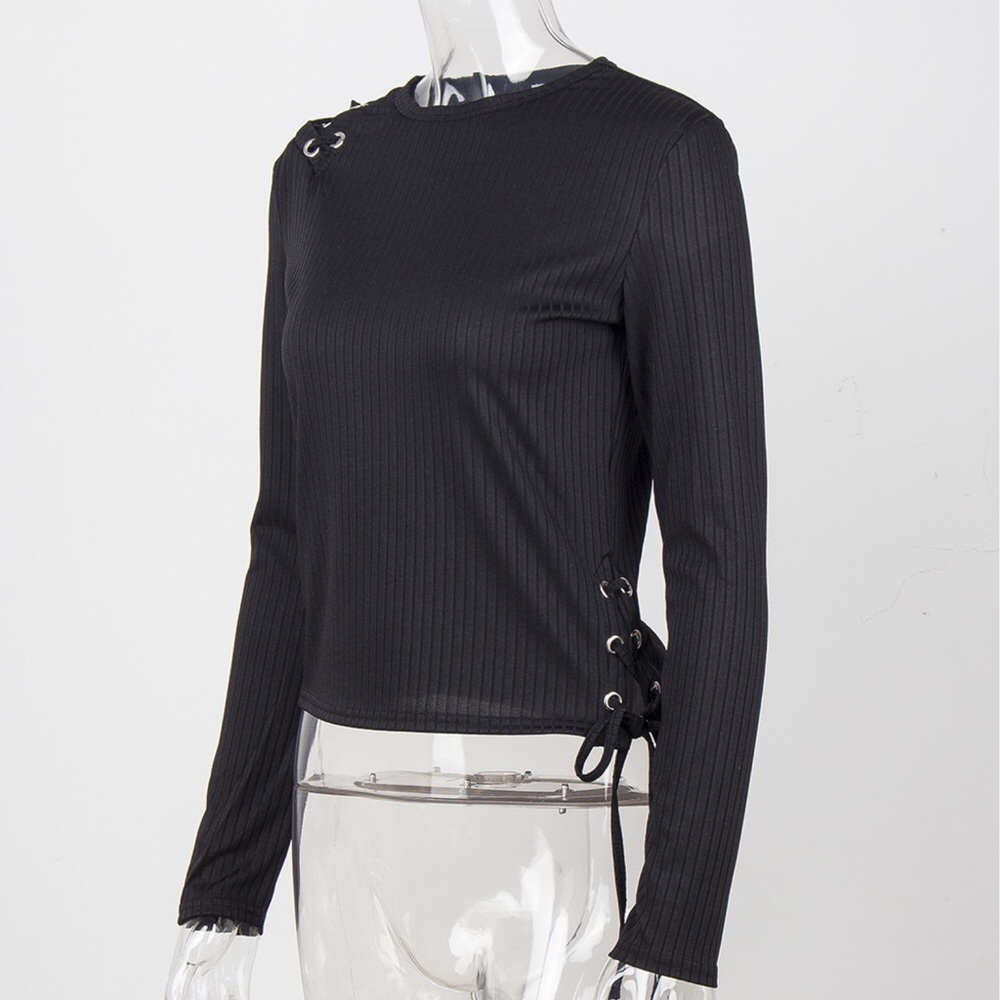 😉😉Sexy Black Long Sleeve Lace Up Top - Picture 7 of 8